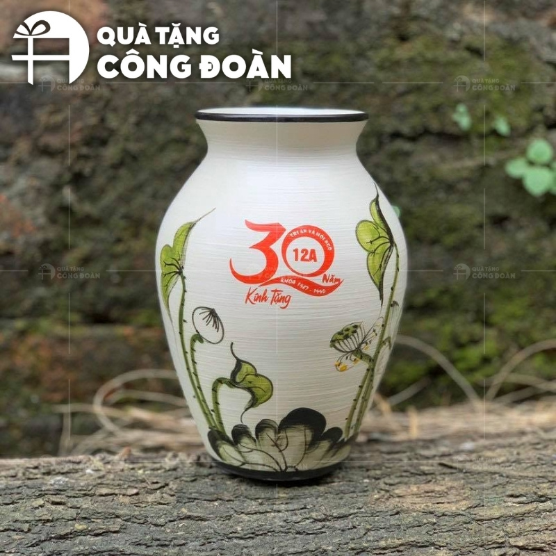 qua-tang-cong-doan-truong-hoc-52