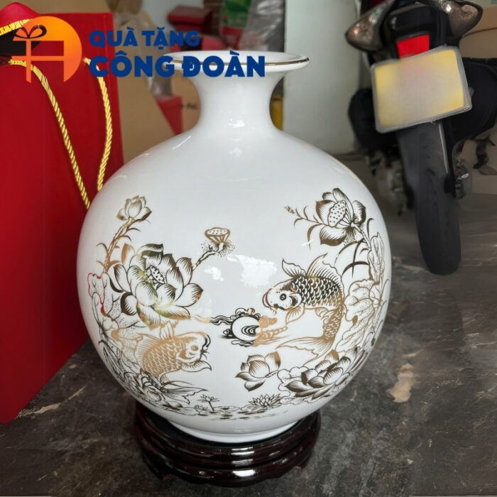 Bình hút lộc họa tiết hoa sen cá chép in logo quà tặng công đoàn BHL-06 - Hình ảnh 5