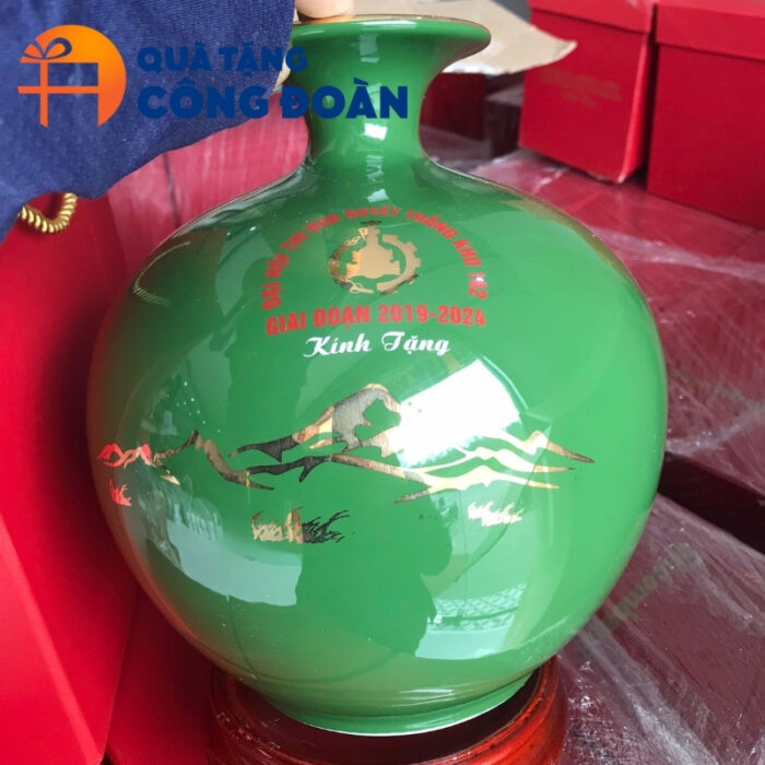 Bình hút lộc in logo đại hội men xanh họa tiết mã đáo thành công BHL-09 - Hình ảnh 3