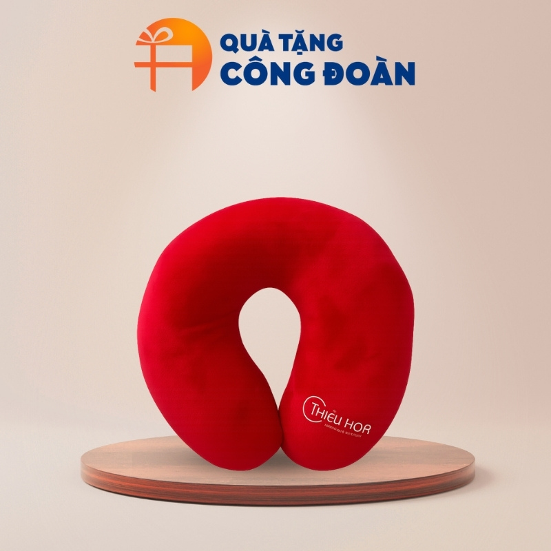 Gối chữ U vải Velboa ruột bông màu đỏ in logo quà tặng công đoàn GCU-03