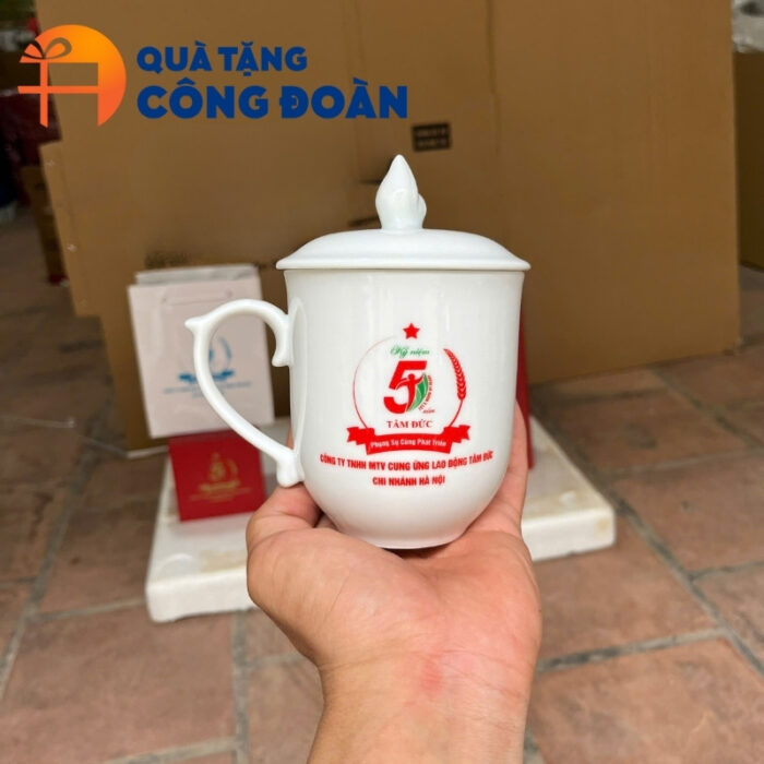 Ly sứ trắng in logo quà tặng công đoàn nắp ngọn lửa CS-06 - Hình ảnh 3