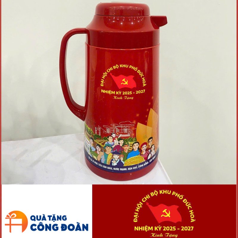 phich-nuoc-qua-tang-cong-doan-ngay-ki-niem-thanh-lap (3)