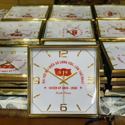 Logo sẽ được in trên mặt đồng hồ