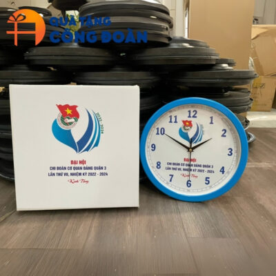 Sản phẩm được đựng trong hộp carton làm quà tặng đại hội