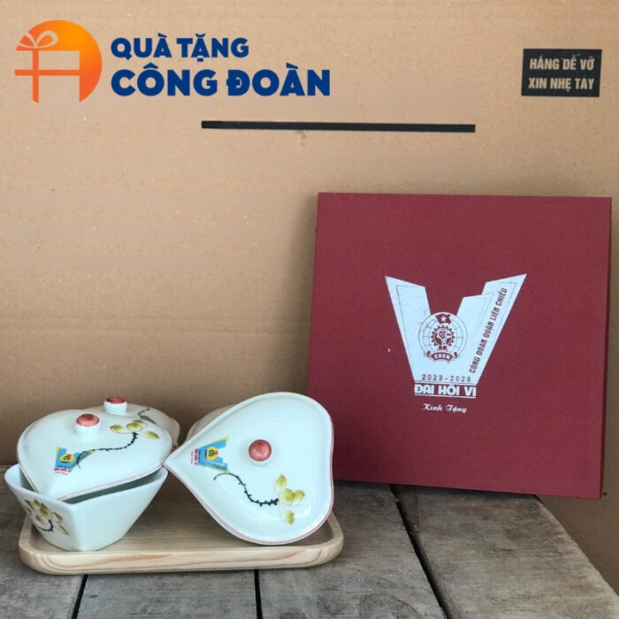 Khay mứt quà tặng Đại hội in logo dáng trái tim họa tiết hoa sen KM-04 - Hình ảnh 4