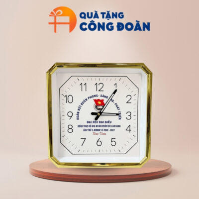Quà tặng Đại hội đồng hồ treo tường in logo hình vuông viền xi vàng DH-15