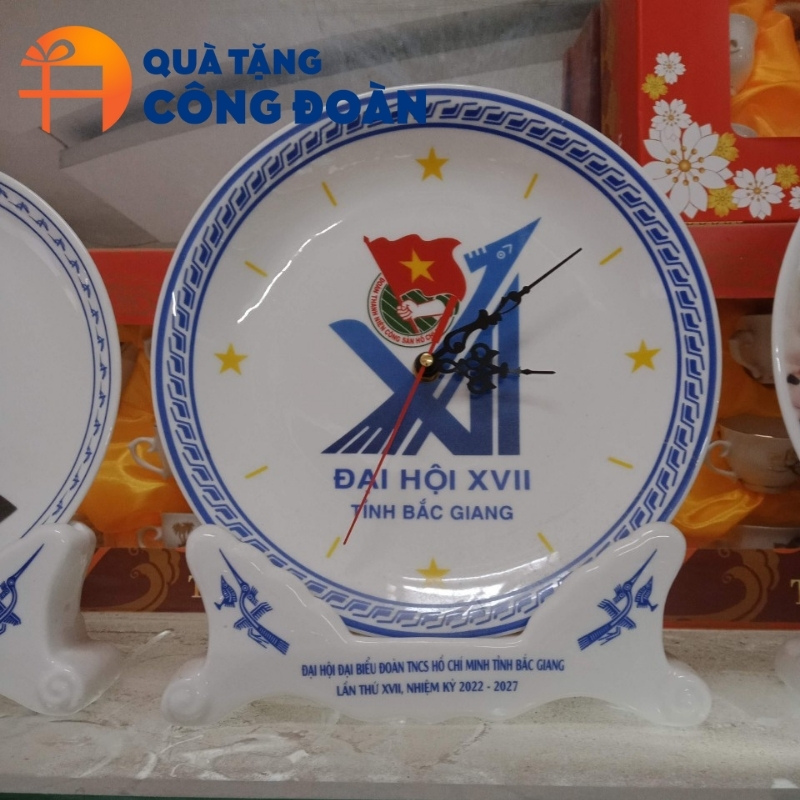 Sản phẩm tích hợp đồng hồ tiện lợi