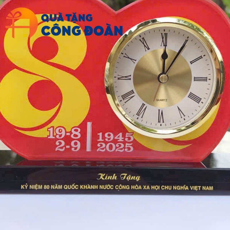 Cận cảnh thông điệp sự kiện được in nổi bật trên sản phẩm