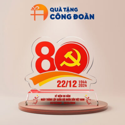 Kỷ niệm chương pha lê in logo kỷ niệm 80 năm thành lập Quân đội Nhân dân KNC-03
