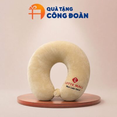 Gối chữ U vải Velboa ruột bông màu vàng kem in logo quà tặng công đoàn