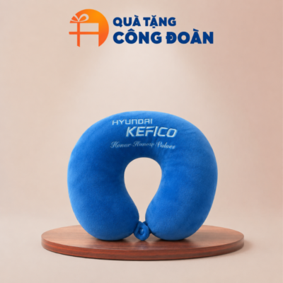 Gối chữ U vải Velboa ruột bông màu xanh dương in logo quà tặng công đoàn